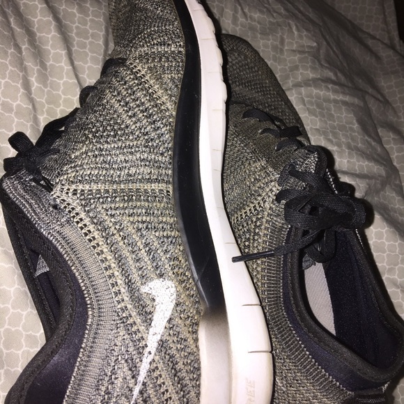 Nike Shoes - Nike Free TRFLYKNIT - Grey
